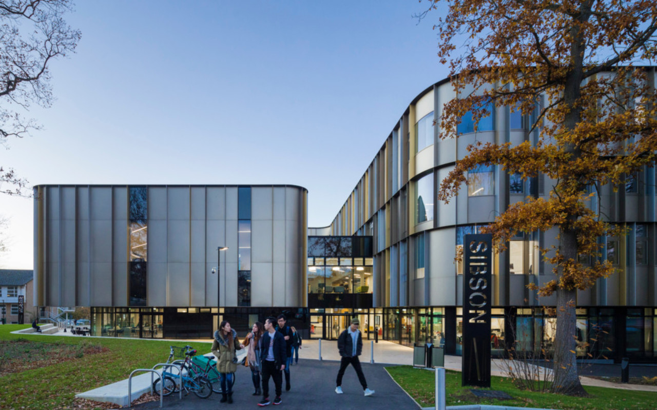 Sibson entrance at dusk higher education penoyre prasad 1024x640  1 